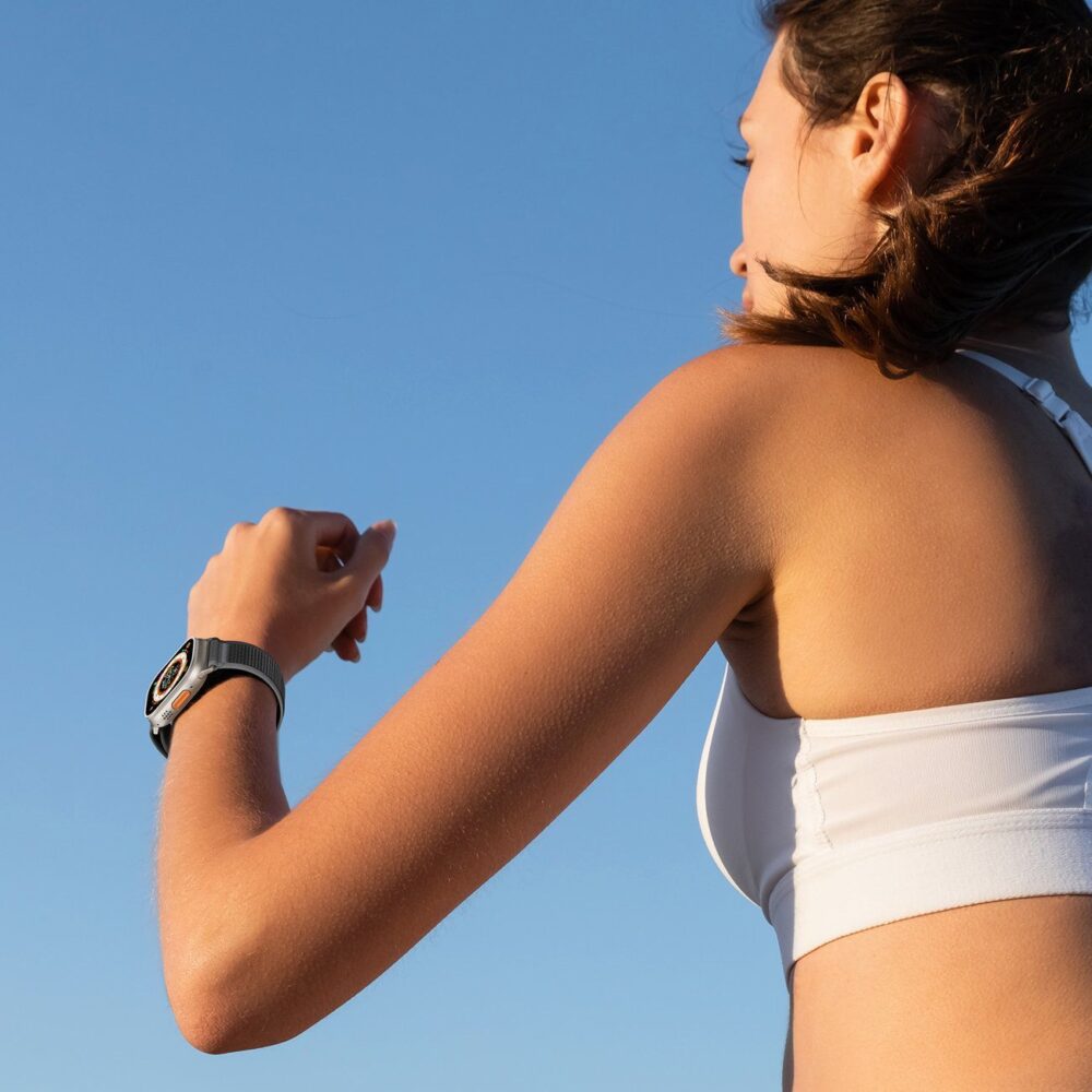 0397b6b709c392d7a53f083c94308085 DUX DUCIS strap YJ nylon for Apple Watch 42 / 44 / 45 / 49 mm black gray