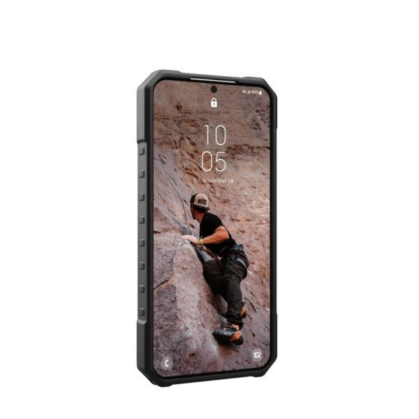 1d174121f12a3469b4e25979decce4ac UAG Urban Armor Gear case PATHFINDER MAGNET with built-in magnet for SAMSUNG S24 5G black
