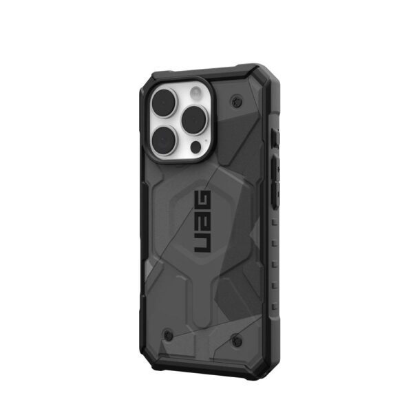UAG Urban Armor Gear case PATHFINDER SE compatible with MagSafe for IPHONE 16 Pro geo camo