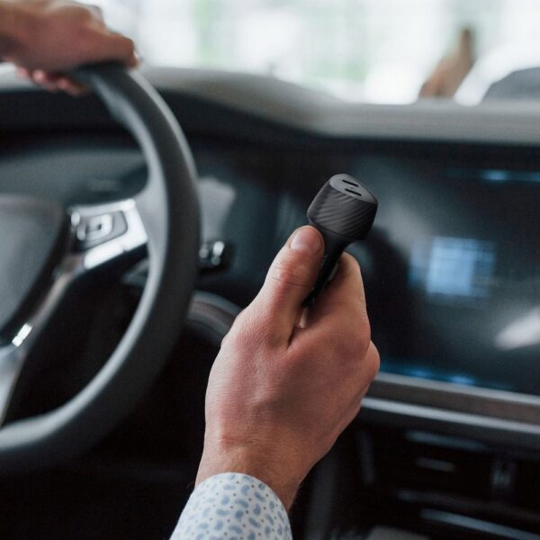 4c0028f5a6bd167b167327a5e3483a6d FORCELL CARBON car charger Type C 3.0 PD20W + Type C 3.0 PD20W CC50-2C black (Total 40W)