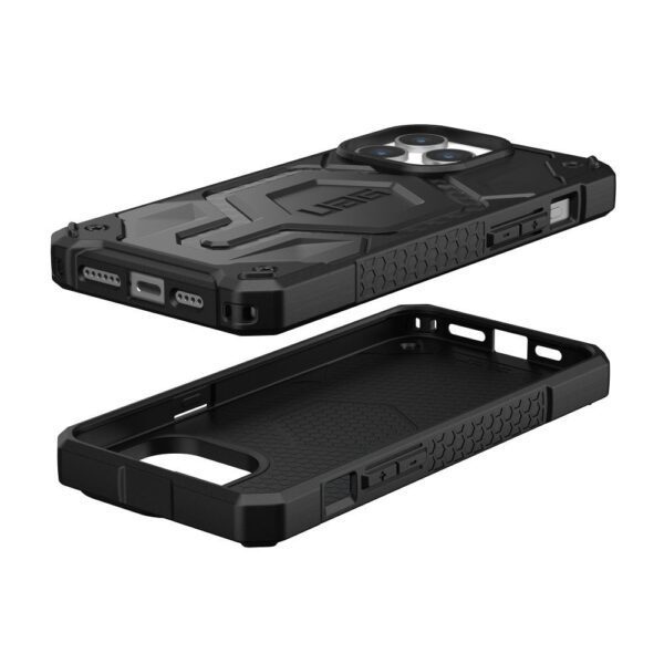 UAG Urban Armor Gear case MONARCH PRO compatible with MagSafe for IPHONE 15 Pro Max carbon fiber