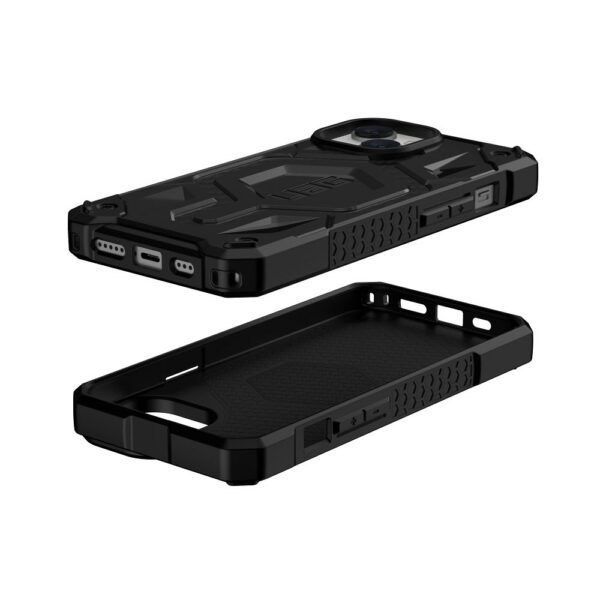 UAG Urban Armor Gear case MONARCH compatible with MagSafe for IPHONE 14 Plus carbon fiber