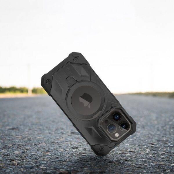 e8dbc59a5d5c546aa2cafadb4c019dc8 ARMOR MAG COVER case compatible with MagSafe for IPHONE 13 Pro black