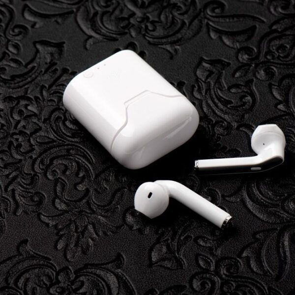 6716a6e57b05949e8b095c5ffad69108 ART wireless earphones bluetooth TWS + docking station Micro USB AP-TW-B2 white silver