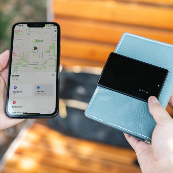 foto_add-306795 MiLi GPS Bluetooth MiCard Tracker HD-P16-C (Apple only) black