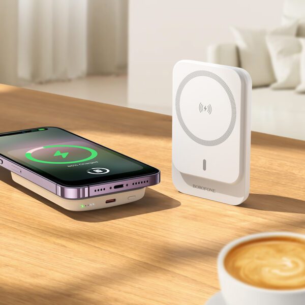 Borofone Power Bank 5000mAh BJ63 Nimble - Type C - PD 20W magnetic with induction charging white