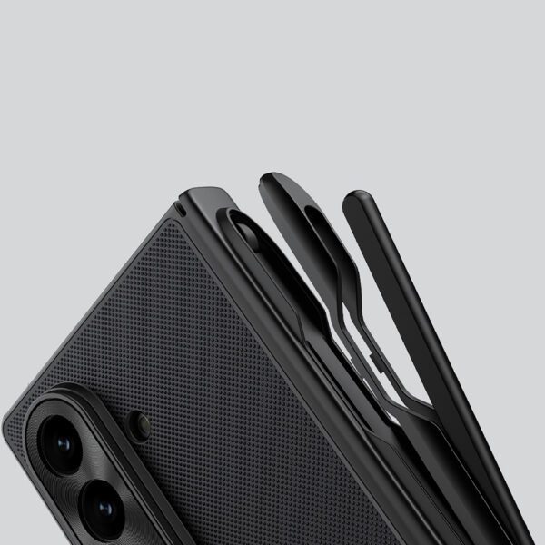 Etui Nillkin Super Frosted Shield Fold Magnetic na Samsung Galaxy Z Fold 7 kompatybilne z MagSafe - czarnepol