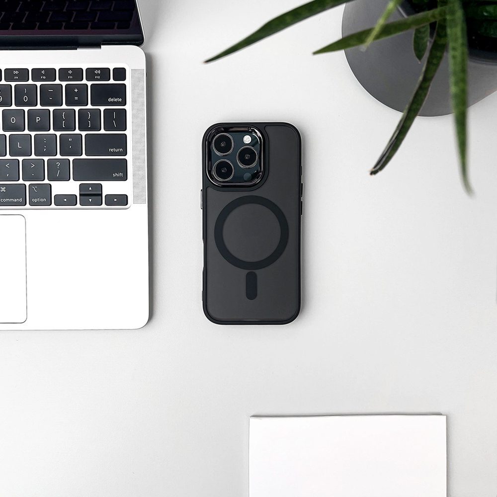 197453_3 Fashion Case compatible with MagSafe for iPhone 17 Pro Max - blackeng