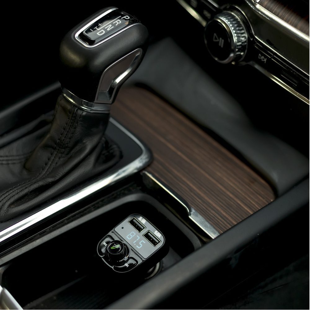 136151_oryg Forever FM transmitter Bluetooth TR-330 black