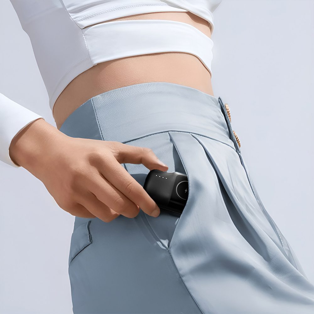 Wozinsky WF16-YLS 5000mAh 15W Lightning Mini Power Bank with Built-in USB-C Cable and Apple Watch Charger - Blackeng