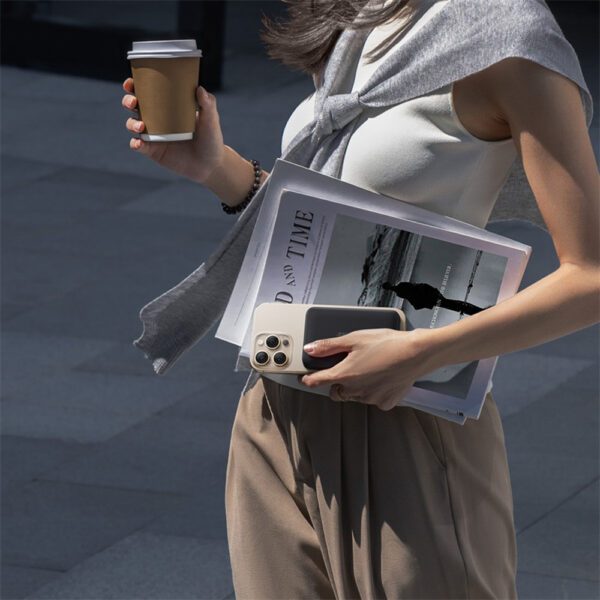 Baseus EnerFill FM11 Ultra-Mini 10000mAh 22.5W MagSafe Compatible Power Bank with Baseus Simple USB-C 20V/3A 30cm Cable - Blackeng