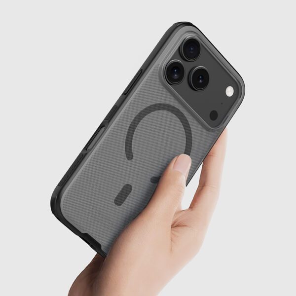 Super Frosted Shield Pro Magnetic Case IP17 Pro Transparent blackpol