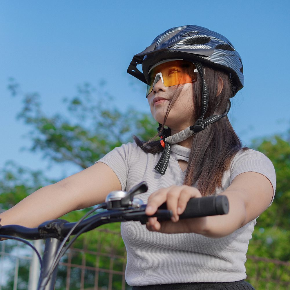 203147_6 Rockbros Photochromic Cycling Glasses with UV Protection and Corrective Insert – Whiteeng