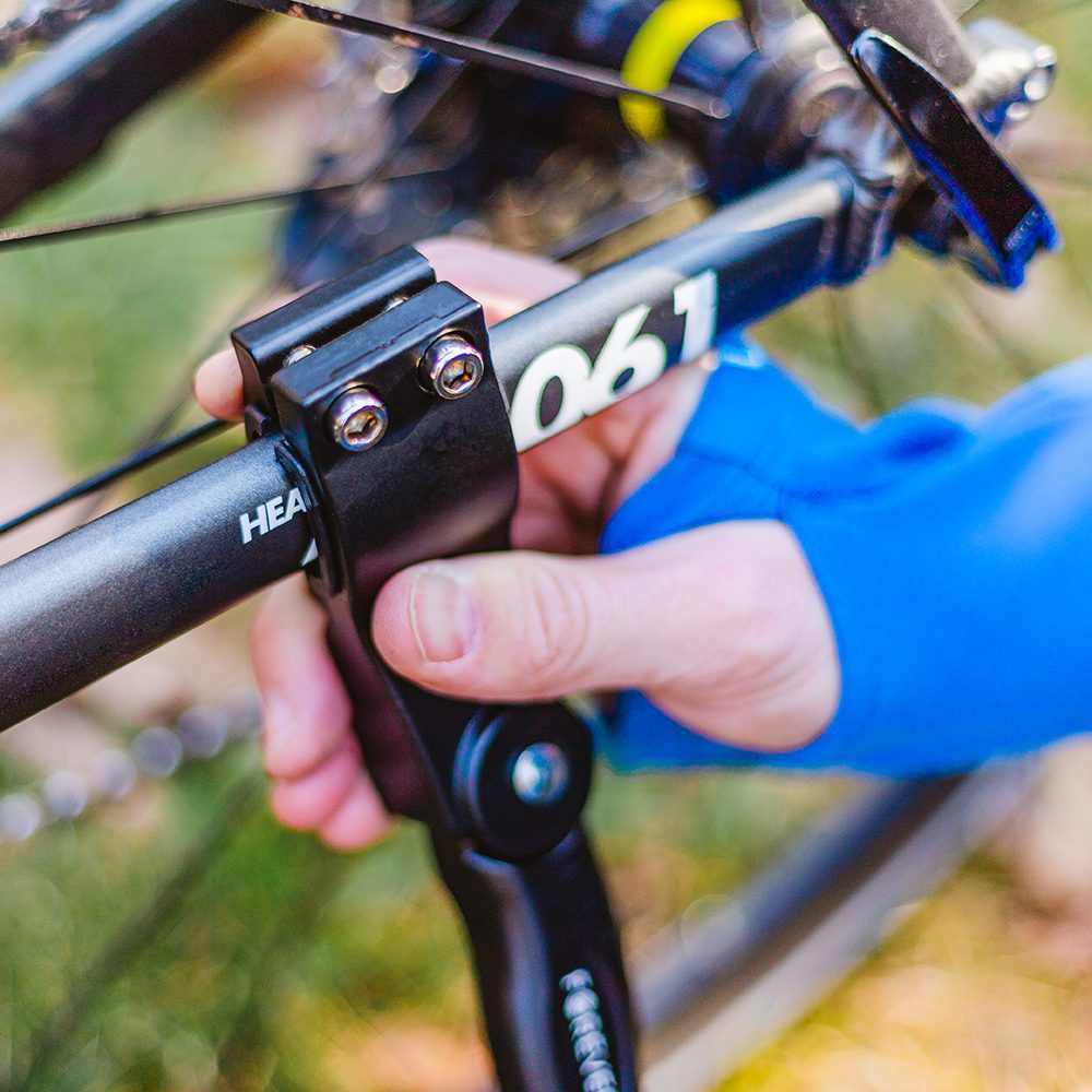 Bikes kickstand Forever Outdoor
