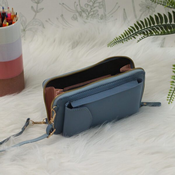 Phone bag light blue