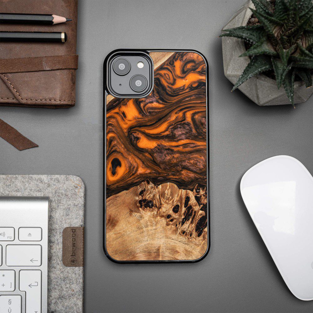 408226_oryg Bewood Unique case for iPhone 15 Plus 6,7" Orange