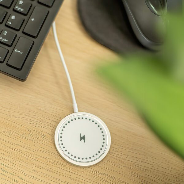 Maxlife MXWC-05 magnetic wireless charger 15W white