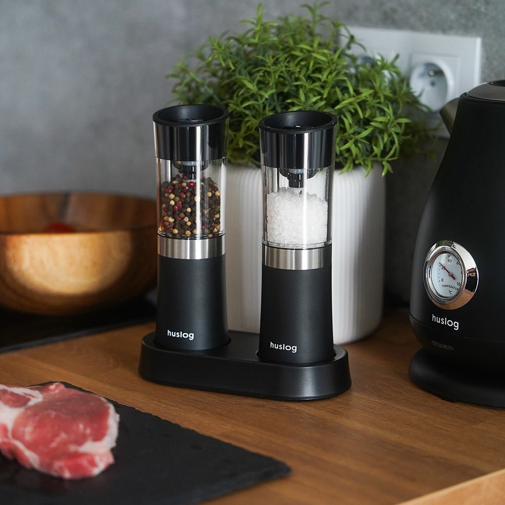 Huslog Grinder Set with Charging Base - Black