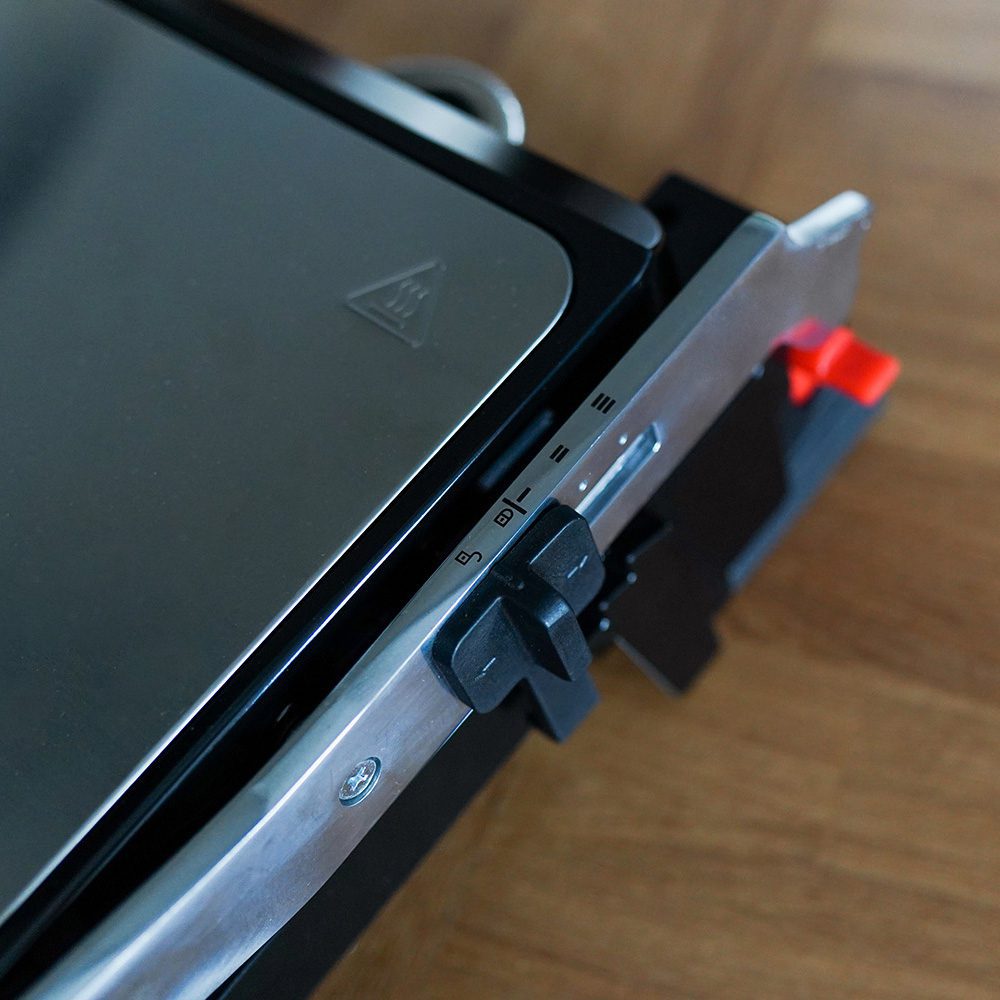 Huslog Electric Grill 2200W