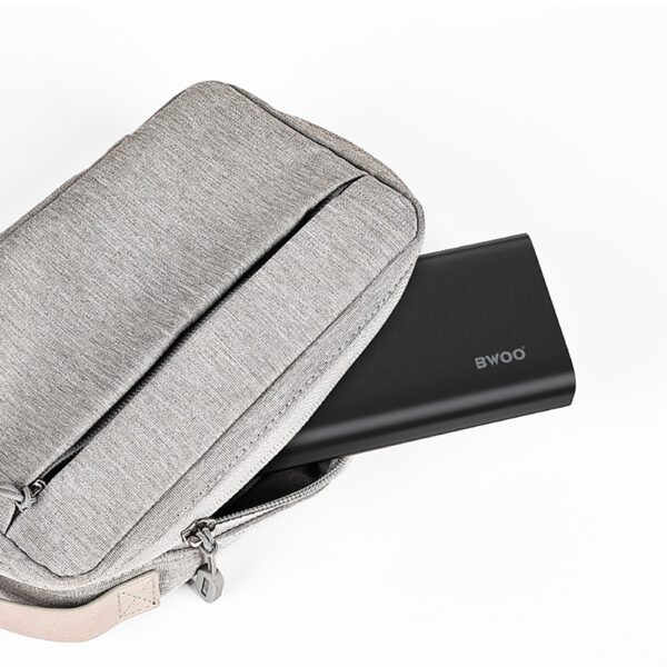 BWOO 22,5W 20000 mAh power bank with LCD screen, black