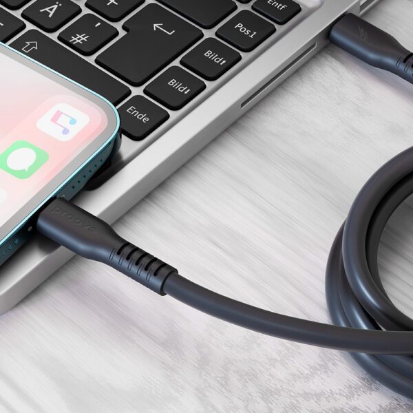 Proove cable Eternal USB-C - Lightning 2m 3A black