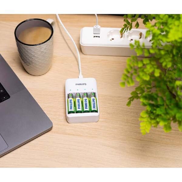 PHILIPS Quad channel battery charger for NiMH USB + 2xAA 1300mAh + 2xAAA 7000mAh