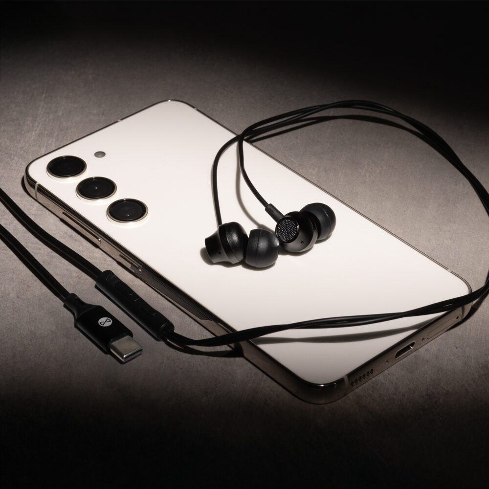 Forever wired earphones EP-02  USB-C black