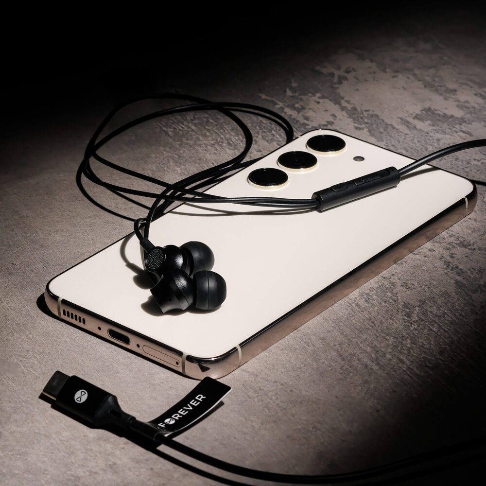 Forever wired earphones EP-02  USB-C black
