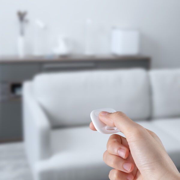 [RETURNED ITEM] Baseus T2 Pro smart GPS tracker for children's handbag keys white (FMTP000002)eng