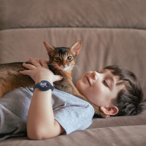 201343_2 AirTag Case Silicone Wristband for Kids - Navy Blue with Astronauteng