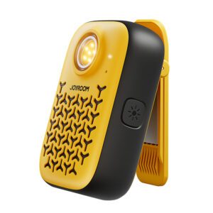 Joyroom Maya JR-MS03 portable Bluetooth speaker with built-in flashlight, resistant - yelloweng