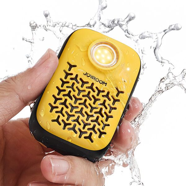 Joyroom Maya JR-MS03 portable Bluetooth speaker with built-in flashlight, resistant - yelloweng