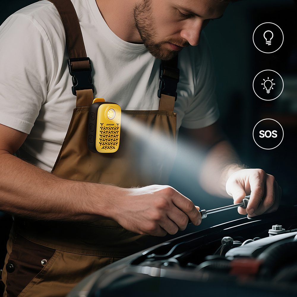 Joyroom Maya JR-MS03 portable Bluetooth speaker with built-in flashlight, resistant - yelloweng