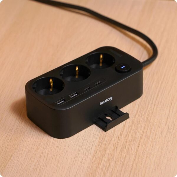 Huslog Power strip with phone holder HUS1056