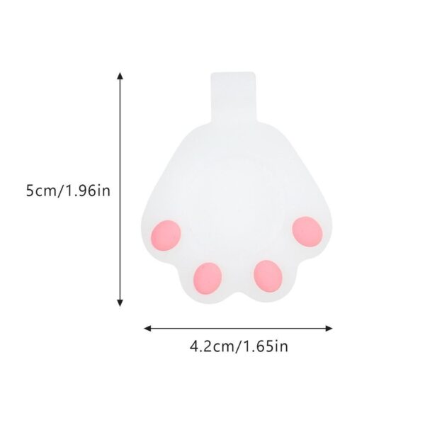 72470_5 Cat Paw AirTag Case Silicone Case Keychain Pendant for AirTag whiteeng