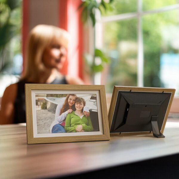 Wozinsky WRC-32 10.1" Digital Photo Frame with Frameo 32GB App - Light Browneng