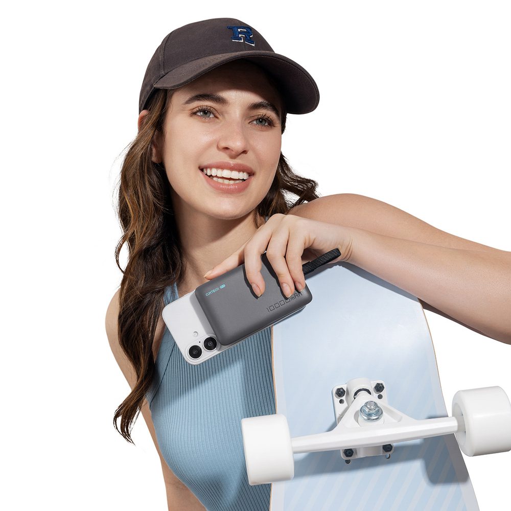 198948_5 Cuktech CP132ML 10000mAh MagSafe Compatible Power Bank - Blackeng