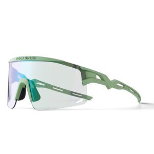 Rockbros Photochromic Cycling Glasses with UV Protection and Corrective Insert - Greeneng