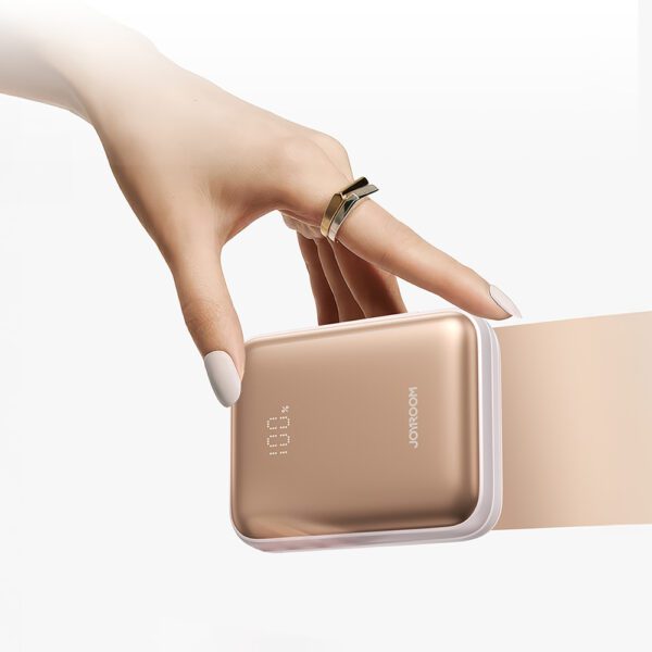 204381_2 Joyroom JR-PBF27 22.5W 10000mAh Powerbank with Two Built-in Cables - Goldeng