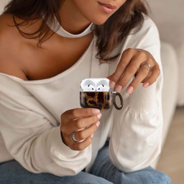 CREATOR: gd-jpeg v1.0 (using IJG JPEG v62), quality = 80 Tech-Protect Lamano case for AirPods 4 - brown and blackeng