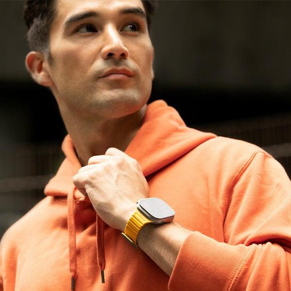 207050_4 Uniq Revix Evo Magnetic Strap for Apple Watch 42 / 44 / 45 / 49 mm - Green-Yelloweng