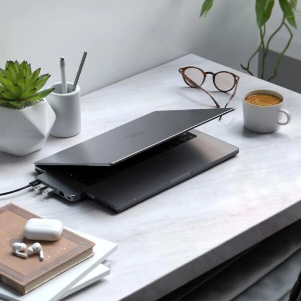 Protective case Satechi Eco Hardshell for MacBook Pro 16" M1 2021 - M4 2024 ST-MBP16CL transparent