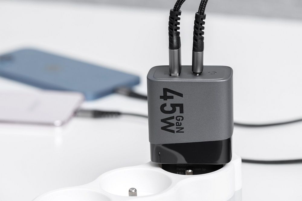 FORCELL F-ENERGY GaN VT-39 travel charger Type C + USB A PD QC4.0 4A 45W gray