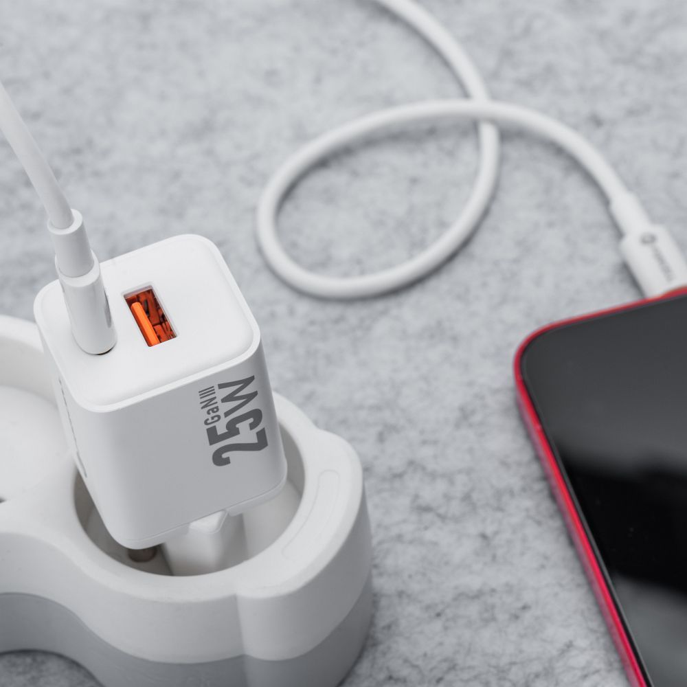FORCELL F-ENERGY Mini GaN III VT-25B travel charger with 1 x Type C + 1x USB A sockets, PD QC4.0 25W white