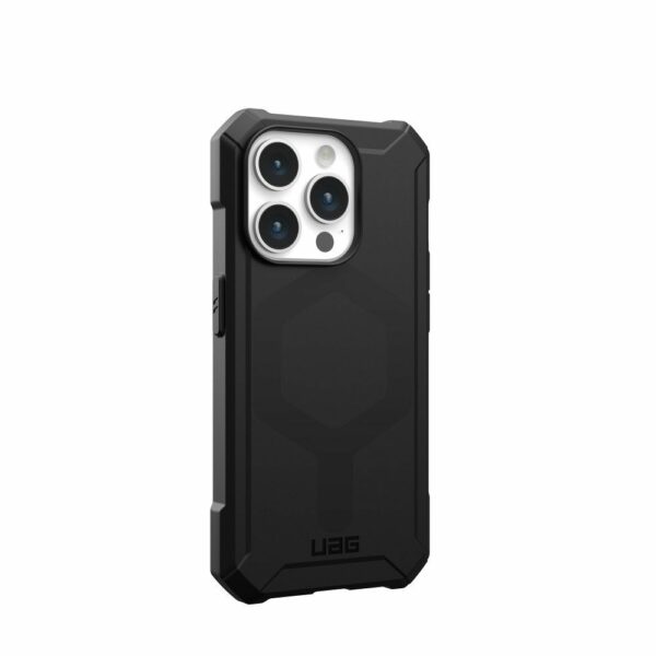 UAG Urban Armor Gear case ESSENTIAL compatible with MagSafe for IPHONE 15 Pro black