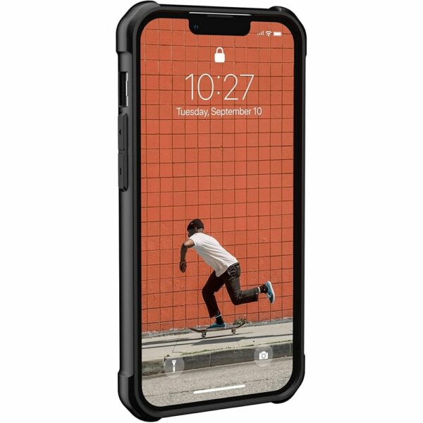 UAG Urban Armor Gear case METROPOLIS LT compatible with MagSafe for IPHONE 13 Pro kevlar black