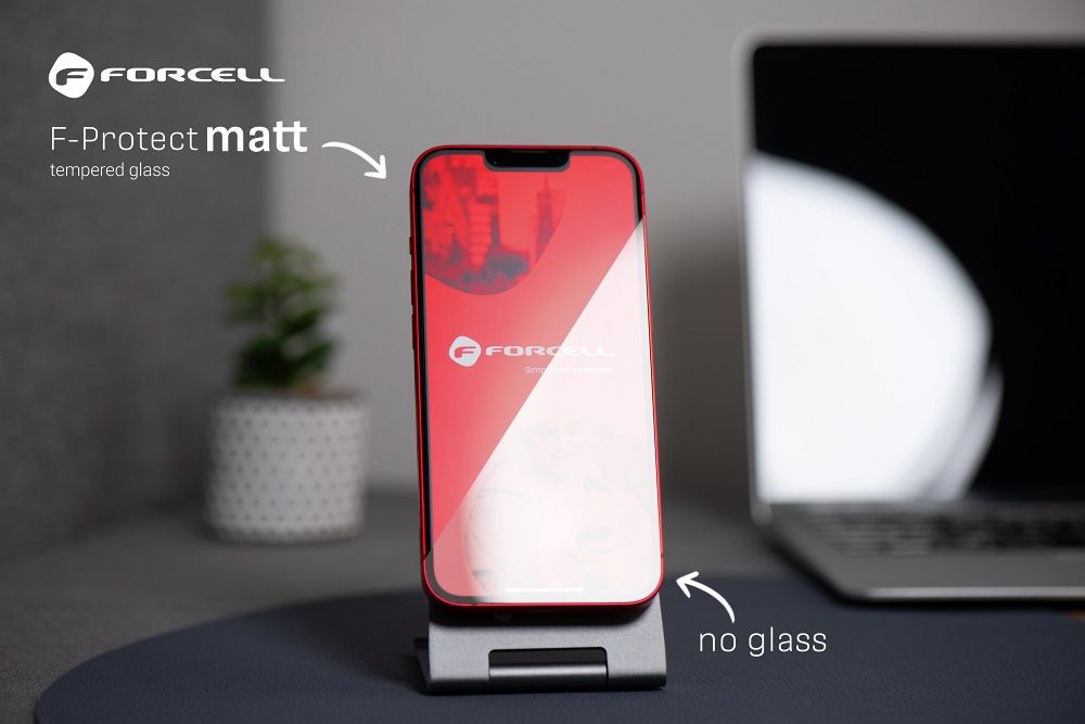 Forcell Matt Glass - for Iphone 13 / 16e (SE 4 2025) black