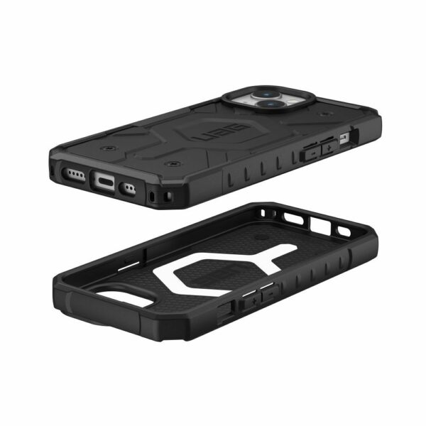 UAG Urban Armor Gear case PATHFINDER compatible with Magsafe for IPHONE 15 black