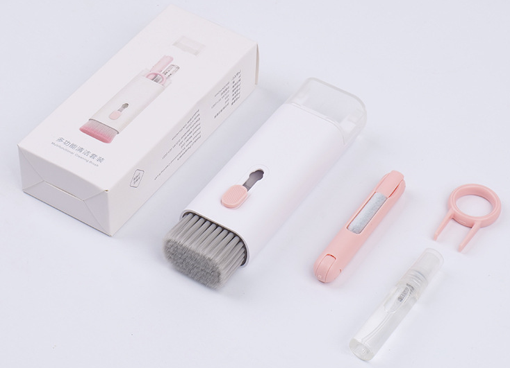 Cleaning kit for keybords / earphones / headphones / mobile pink