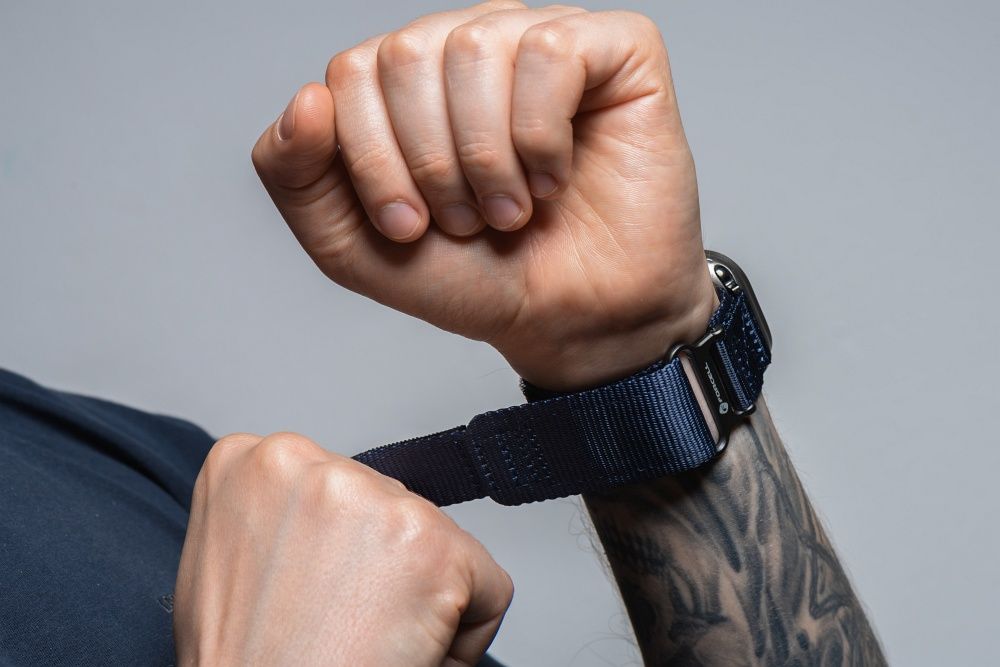 FORCELL F-DESIGN FA05 nylon strap for APPLE Watch 38 / 40 / 41 mm blue